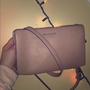 Authentic Michael Khors crossbody bag